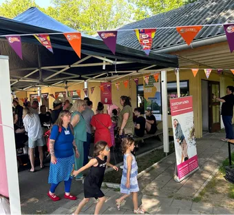 inwoners meenemen in het proces tijdens een event